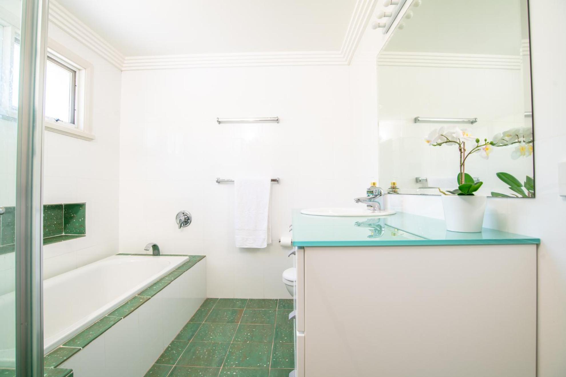 Homestay Charming Parkview Shared House Near Bondi Sydney