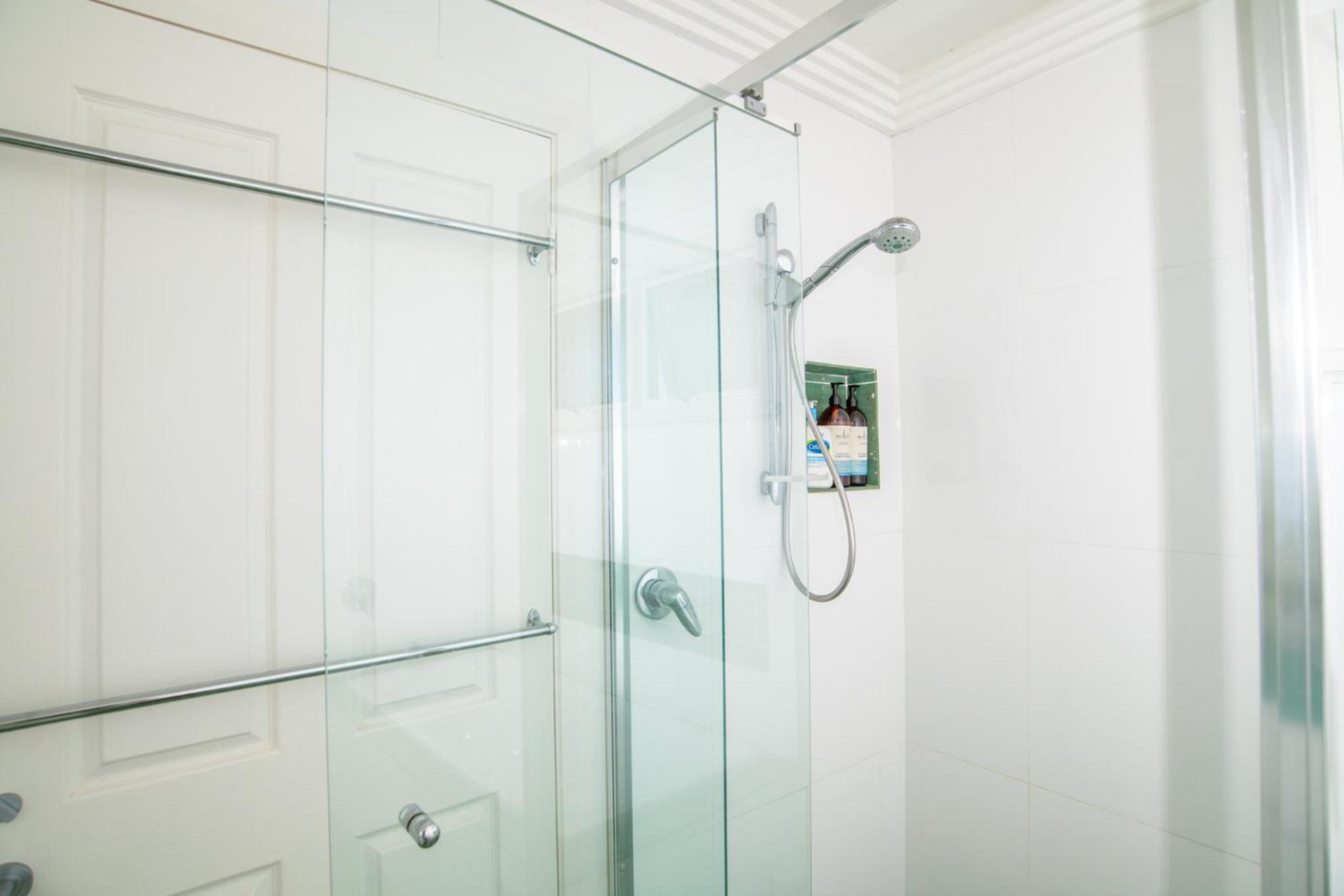 Homestay Charming Parkview Shared House Near Bondi